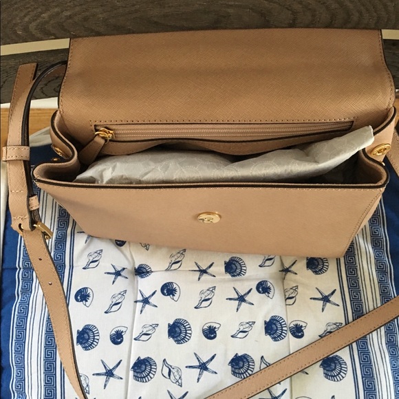 Ava Saffiano Satchel additional photos - Picture 5 of 8